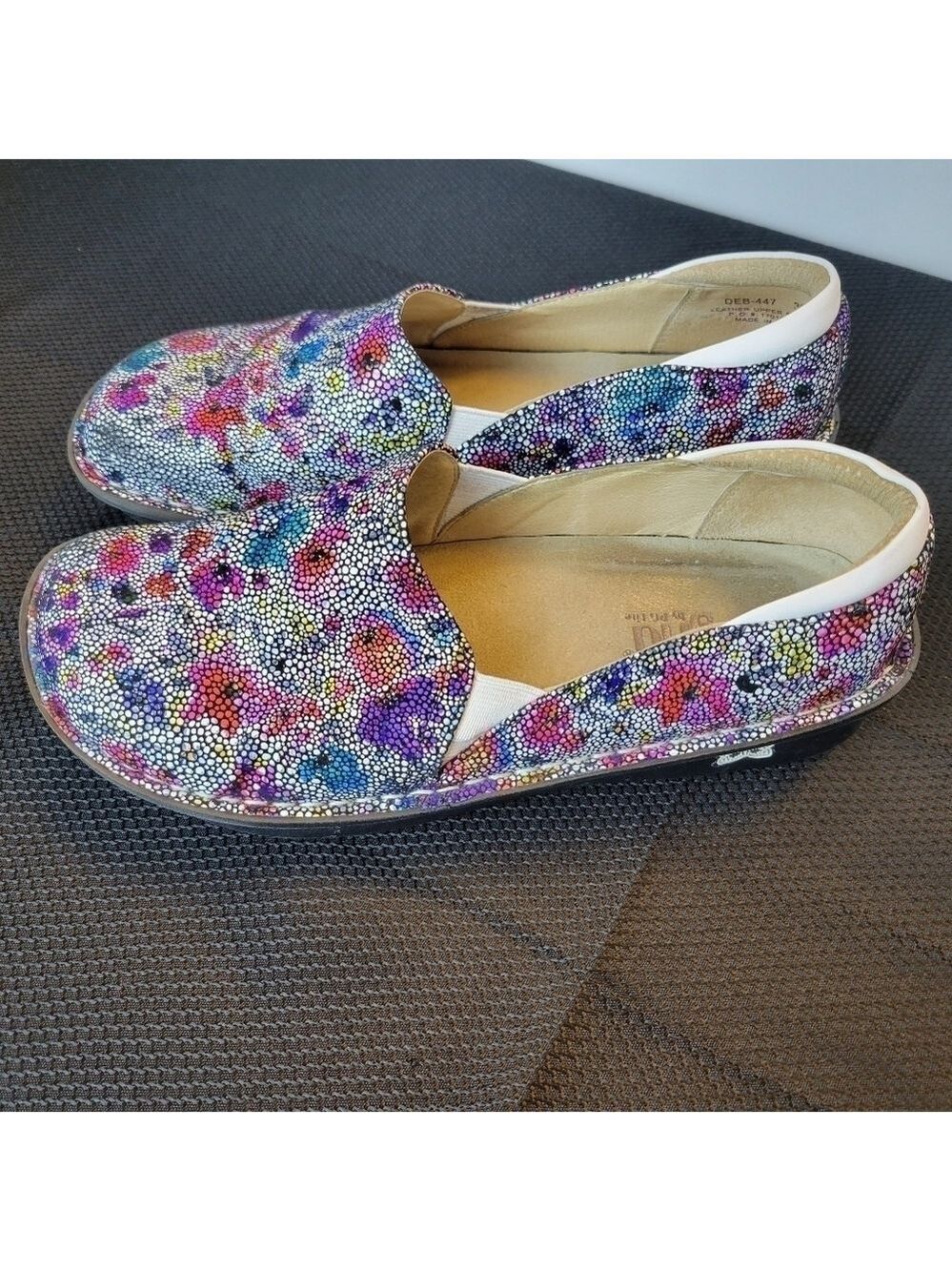 Alegria DEB-447 Debra Watercolor Blooms Leather Comfort Clog Women's 39 (US 8)